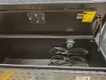 kampera-bushcamp-bushcamp-przedni-box-330-l-z-uchwytami-na-2-butle-gazowe-orig.webp