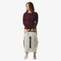 Eagle Creek Tour Travel Pack 40L Storm Grey — lifestyle: prezentacja rozmiaru (pion)