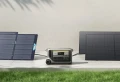 Mobilna stacja zasilania Anker SOLIX F3000 podłączona do składanych paneli solarnych