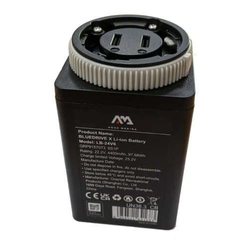 Bateria zapasowa Aqua Marina BlueDrive X / X PRO (LB24VR) – akumulator Li-ion, widok pod kątem ze złączem u góry