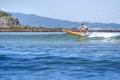 Surfing-na-desce-sup-fale-Fusion-Aquamarina