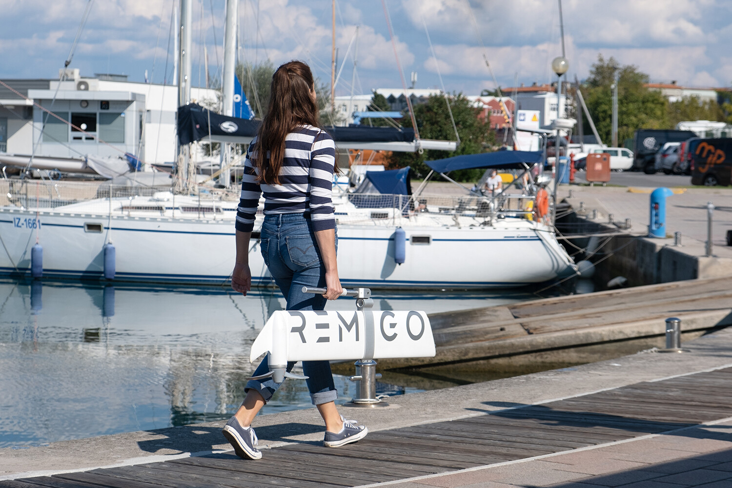 Mobilny, lekki silnik zaburtowy elektryczny Remigo