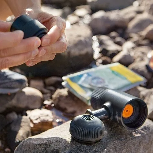 Wacaco Nanopresso – elementy zestawu i przygotowanie do parzenia kawy w terenie